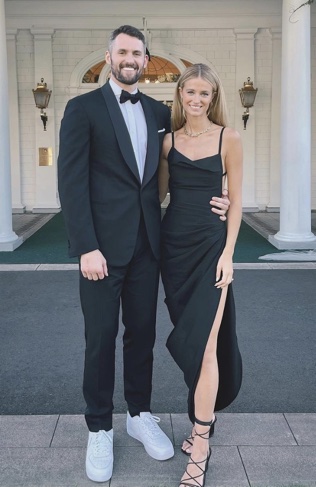 Kevin Love with his wife.